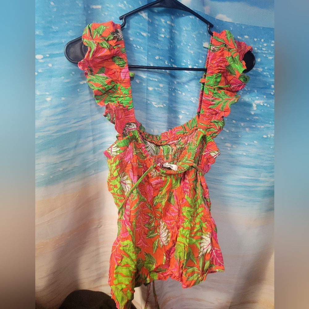 Rose + Olive NWT Vibrant Floral Ruffle Top Size Small - Picture 2 of 5